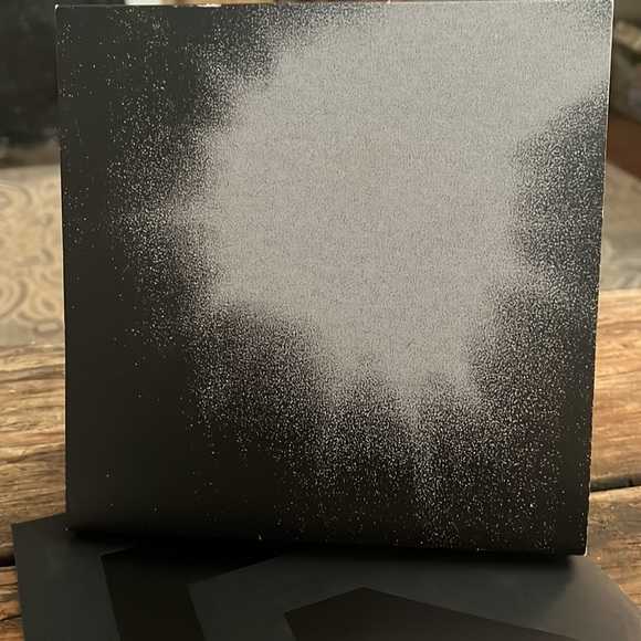 Nine Inch Nails 2018 Cold and Black and Infinite Tour - Picture 4 of 6